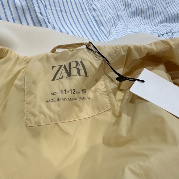 Zara Kids Zip Up Lite Jacket - Picture 2 of 4